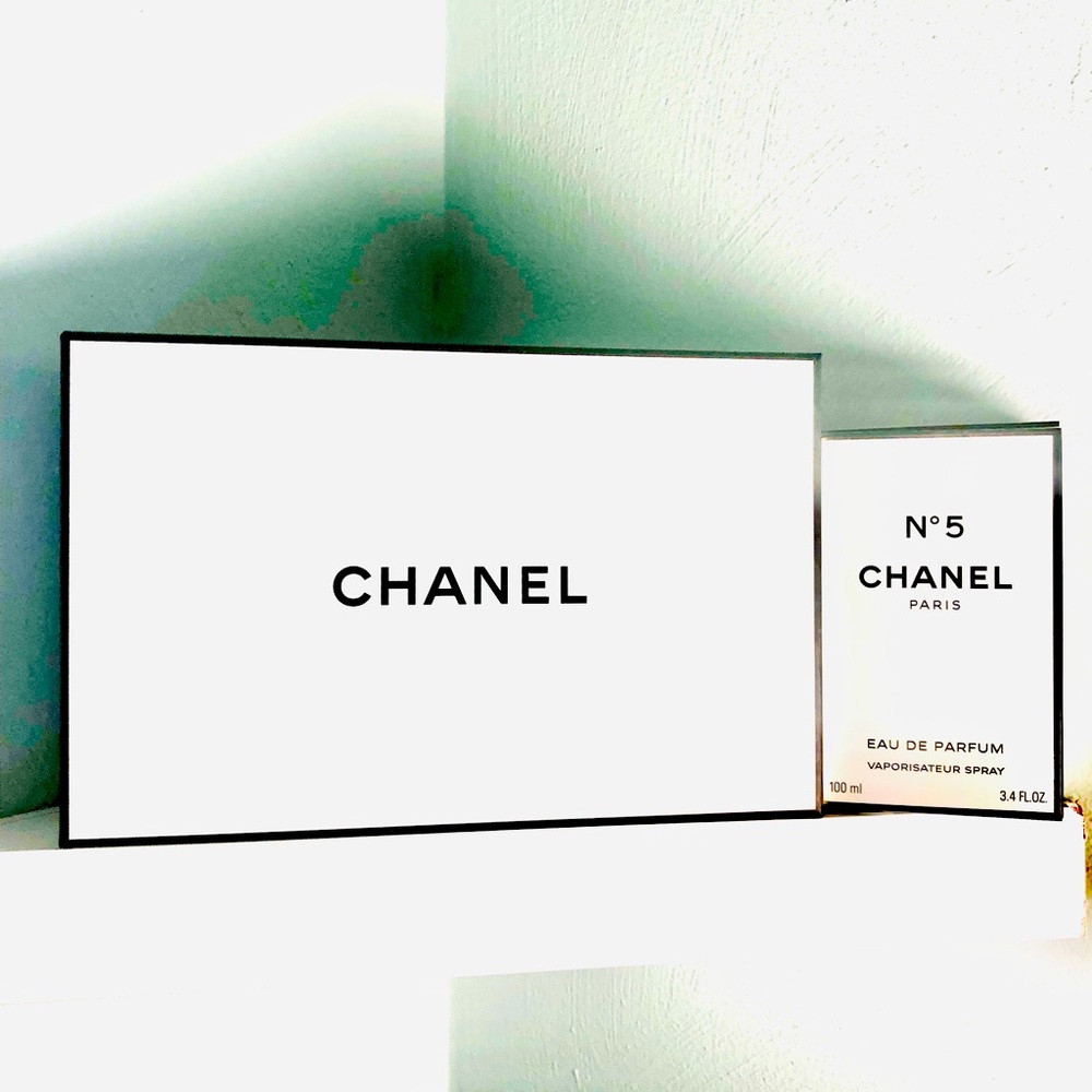Chanel boxes (2)